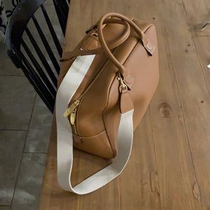Carolina Herrera | Bags | Carolina Herrera Blason Bag Brand New | Poshmark